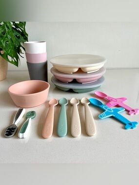 Mushie Baby Feeding Set Bundle Silicone Plates Bowl Cups NumNum Baby Led Weaning